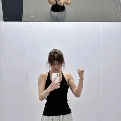 罗辉轩